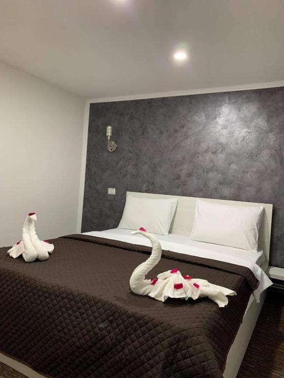 La Zinculescu Hotel Albestii Paminteni Kültér fotó