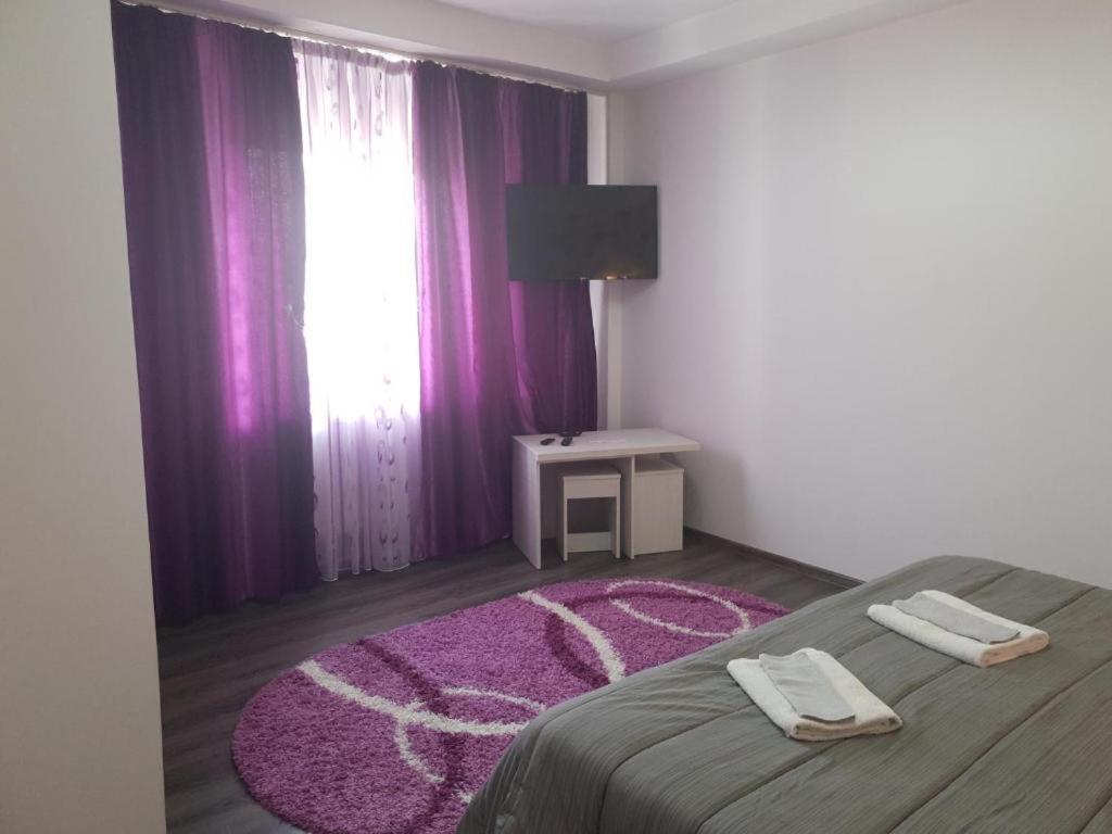 La Zinculescu Hotel Albestii Paminteni Kültér fotó